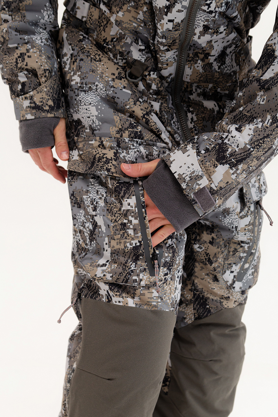 Комбинезон AGRESSOR Camo SNOW