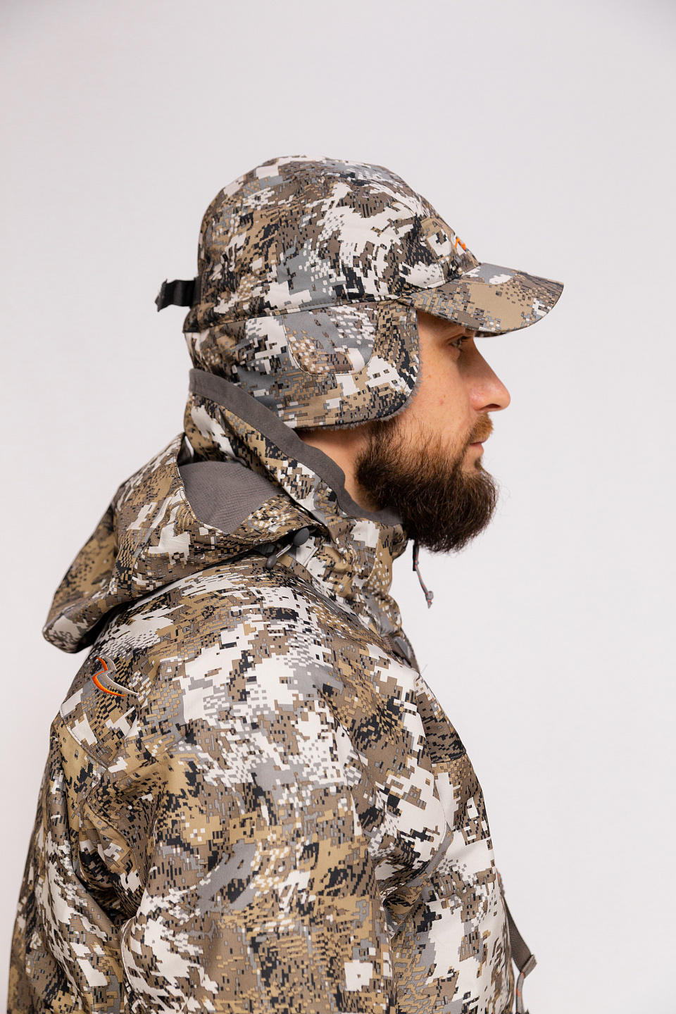 Шапка Hybrid Cap Camo SNOW