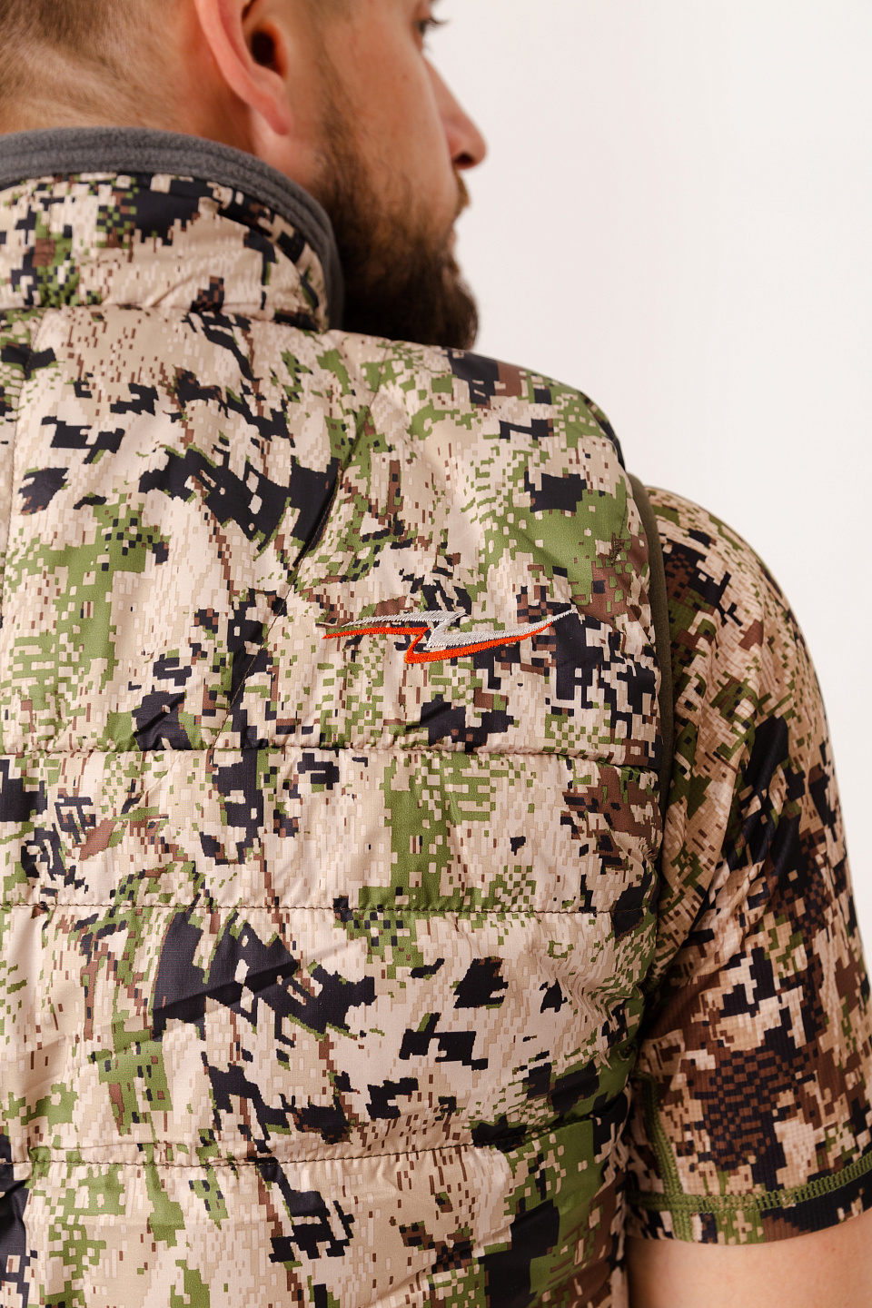 Жилет WARM LIGHT Mountain Camo