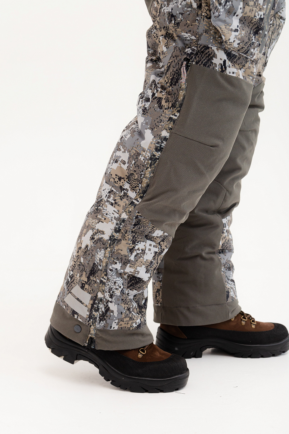 Комбинезон AGRESSOR Camo SNOW